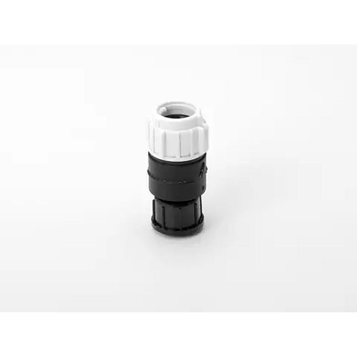 Raymarine A06082 NMEA2000 (Devicenet) Female to Seatalk NG Male straight Adaptor